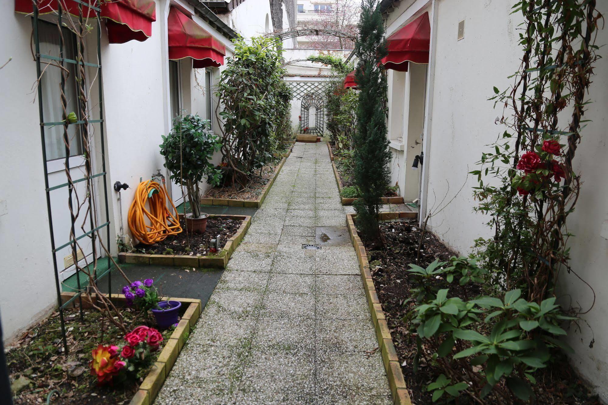 Hotel Princesse Isabelle Puteaux Kültér fotó
