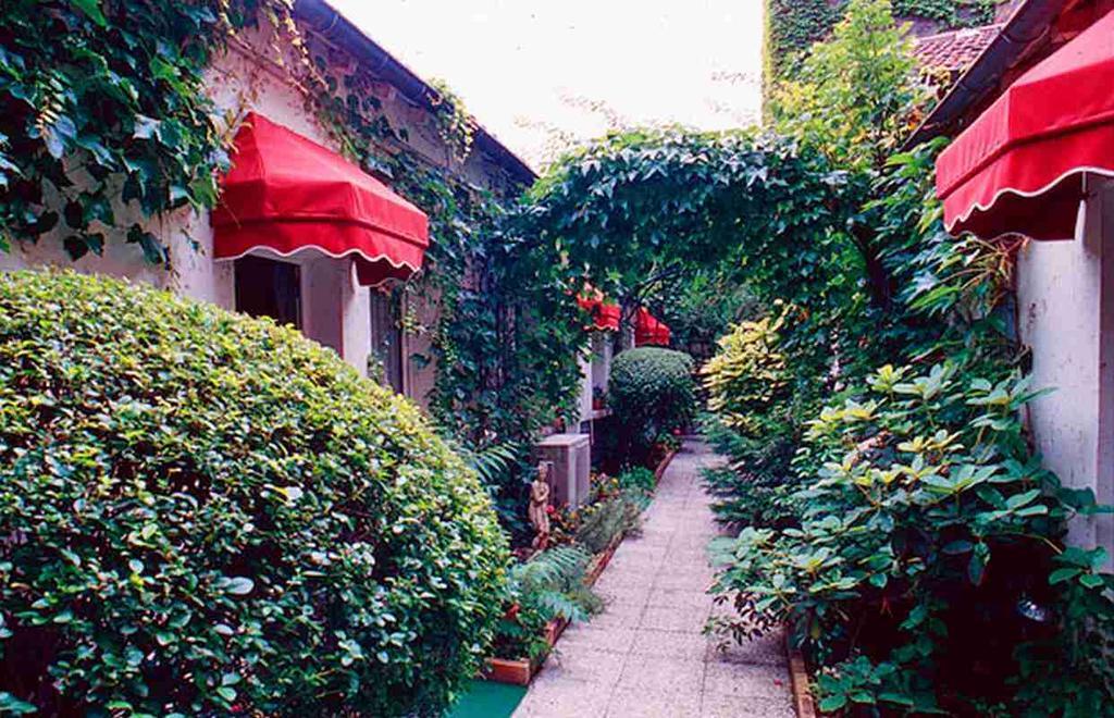 Hotel Princesse Isabelle Puteaux Kültér fotó